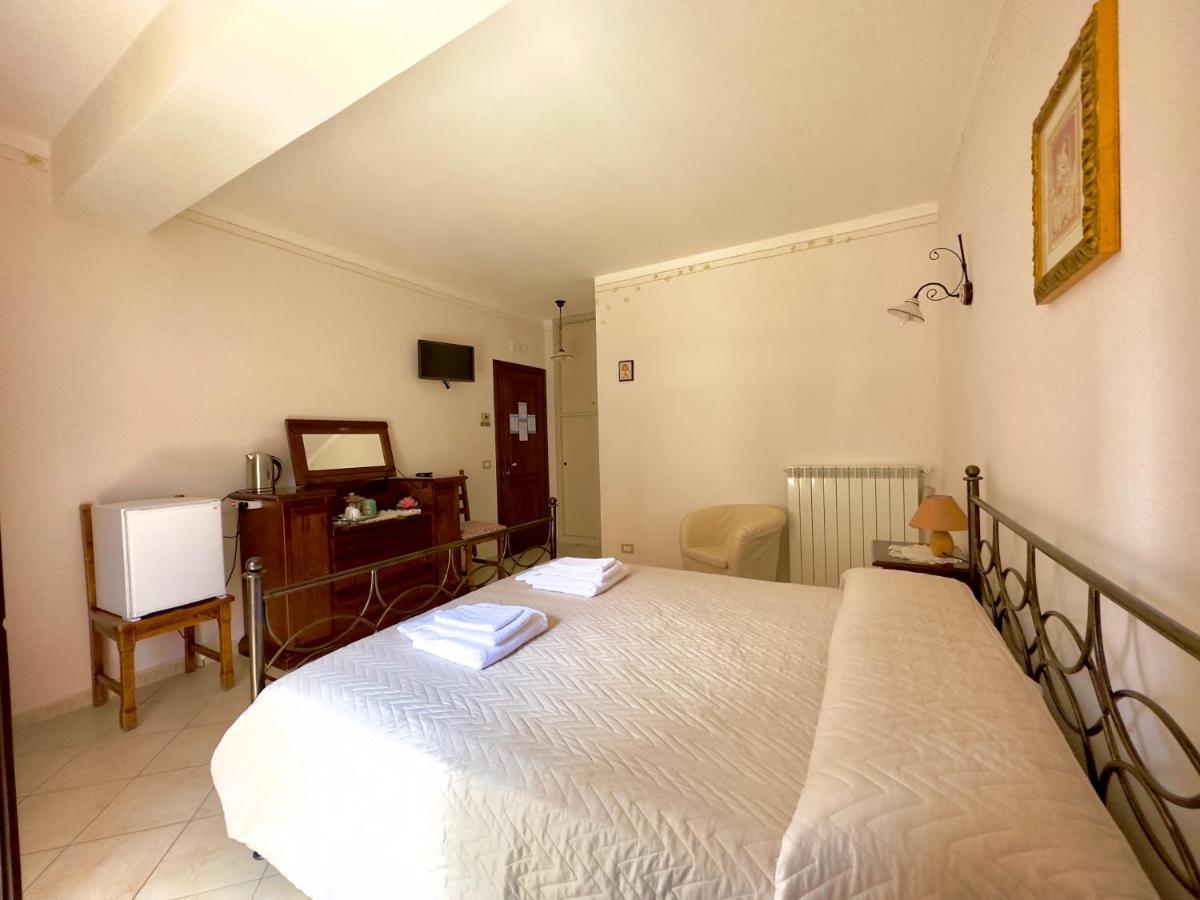 Bed and Breakfast Il Ritrovo Delle Volpi Agerola Exterior foto